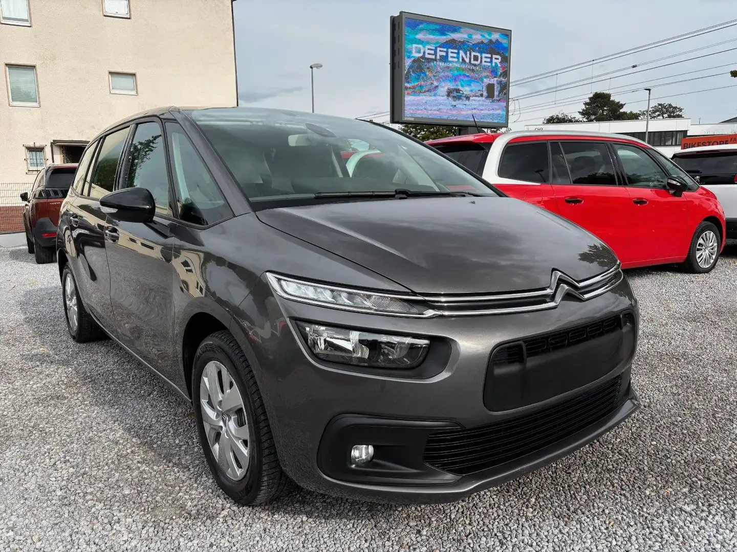Citroen C4 SpaceTourer Grand C4 Spacetourer 1.5 BlueHDI 96 kW*7 Sitze Gris - 1