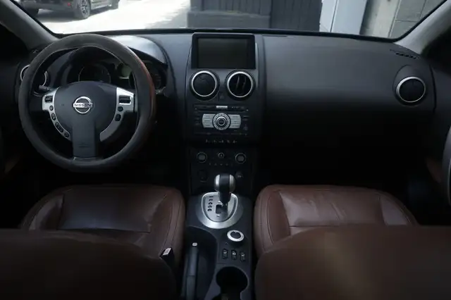 Nissan Qashqai view 2