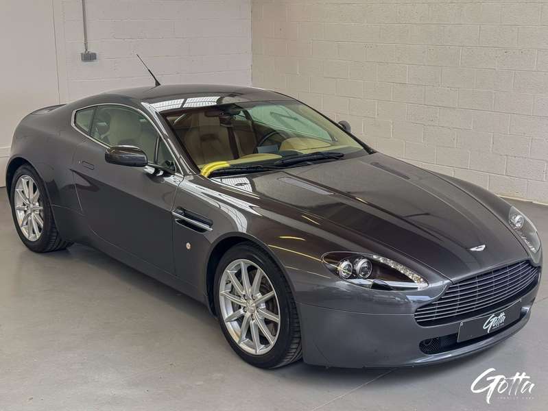 Photo du véhicule Aston Martin Vantage