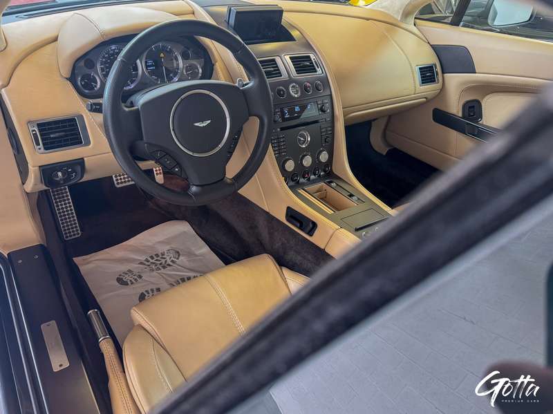 Photo du véhicule Aston Martin Vantage