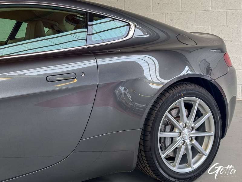 Photo du véhicule Aston Martin Vantage