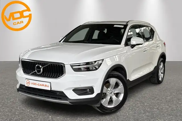 Volvo XC40 T2