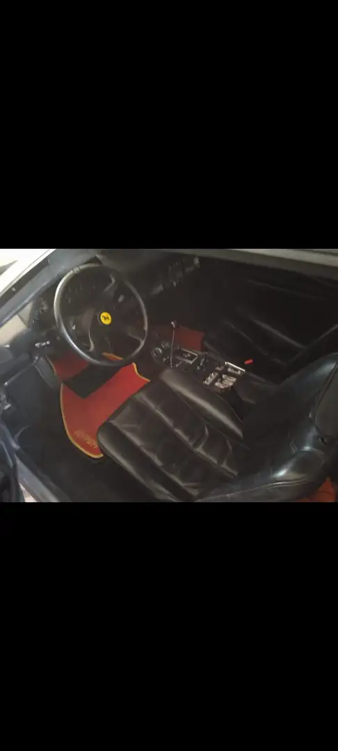 Ferrari 208 2.0 turbo GTS 220cv - 2