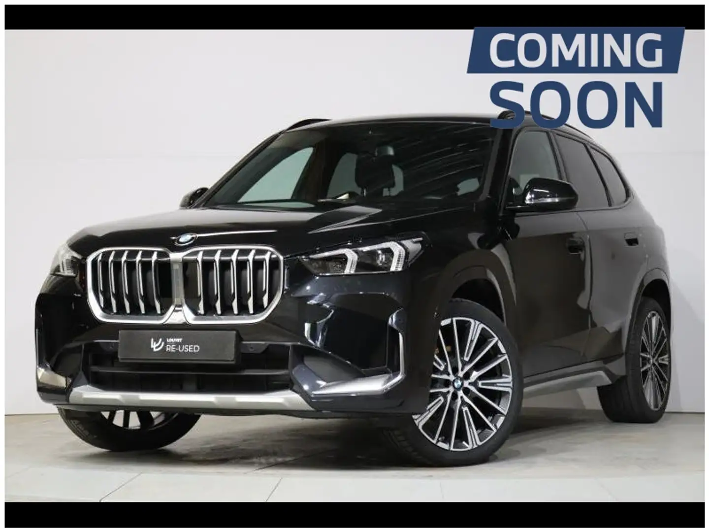 BMW X1 sDrive18i xLine Zwart - 1