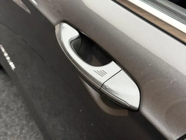 Ford Mondeo view 29