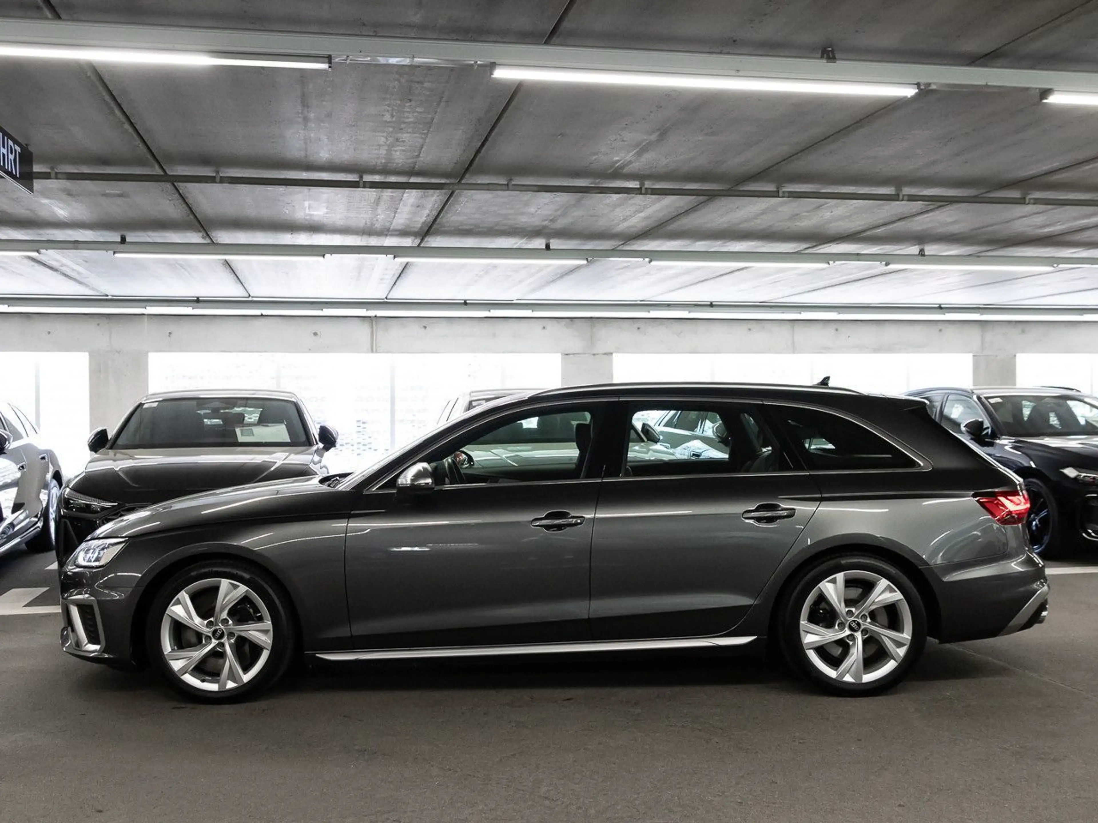 Audi S4 TDI quattro Kamera ACC Standheizung LED — photo 3