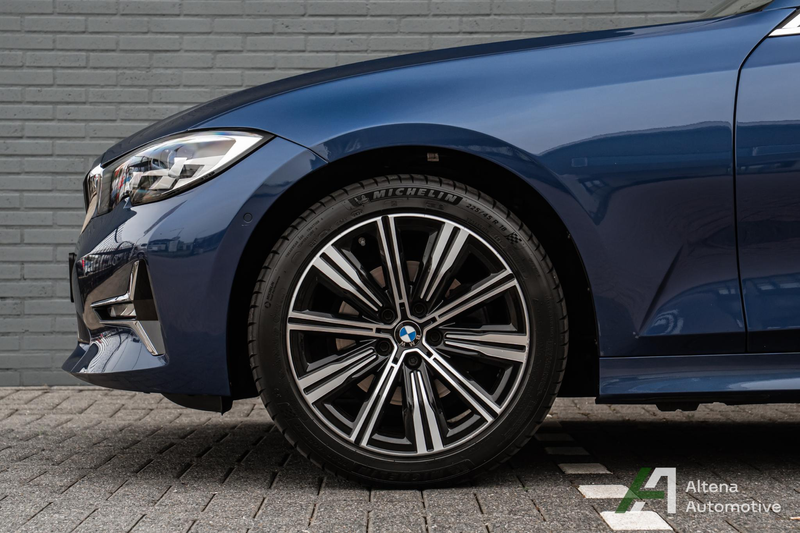 BMW 320 3-serie 320i xDrive High Executive Luxury line, tr — photo 3