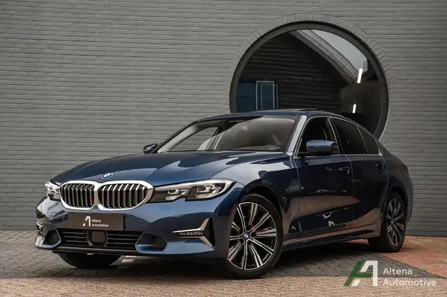 BMW 320 3-serie 320i xDrive High Executive Luxury line, tr