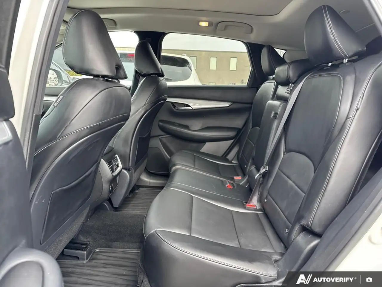 Infiniti QX50 снимка Infiniti QX50