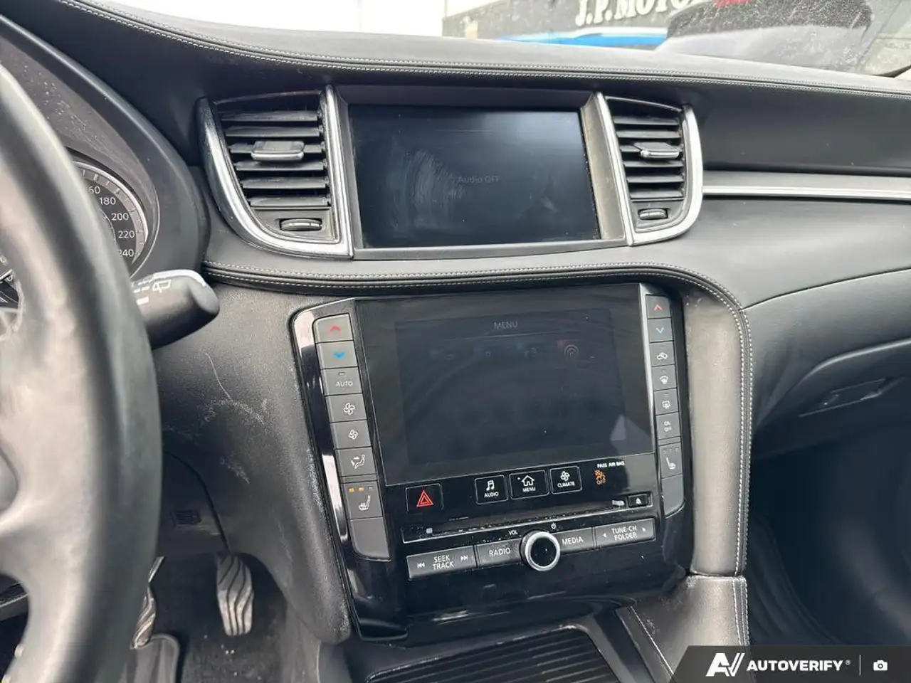 Infiniti QX50 снимка Infiniti QX50