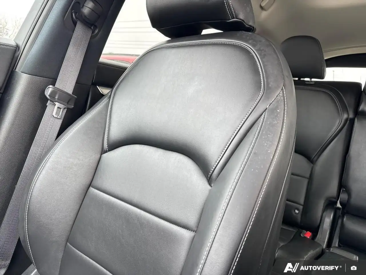 Infiniti QX50 снимка Infiniti QX50