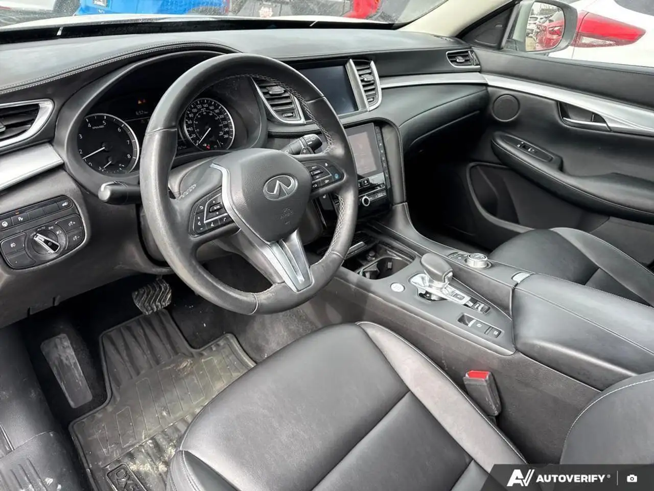 Infiniti QX50 снимка Infiniti QX50