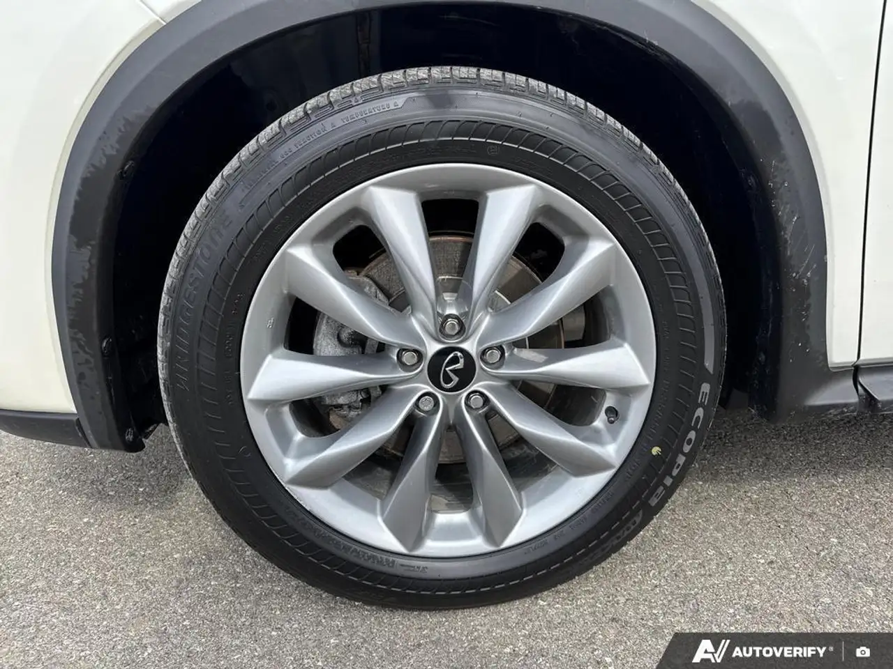 Infiniti QX50 снимка Infiniti QX50