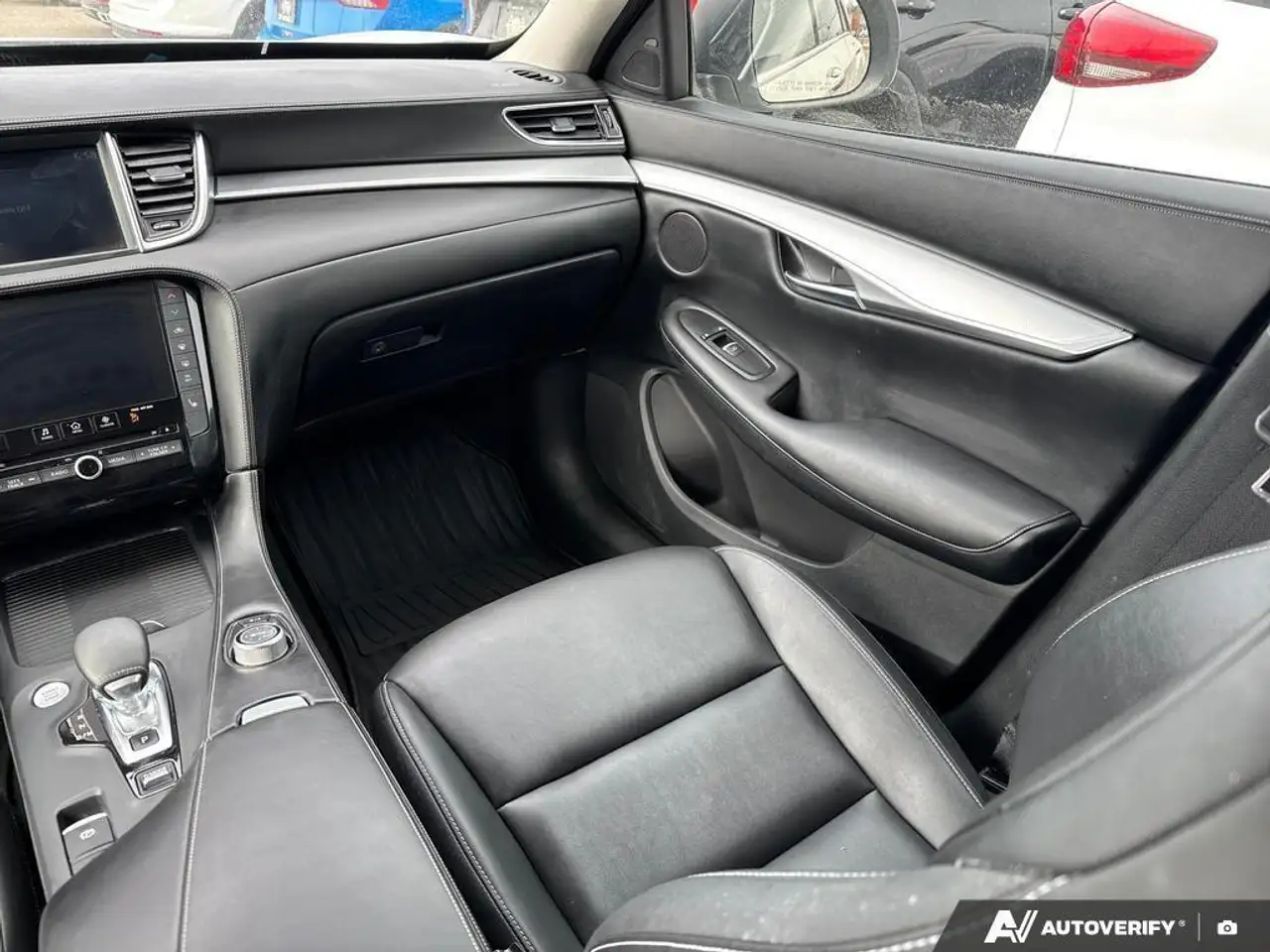 Infiniti QX50 снимка Infiniti QX50