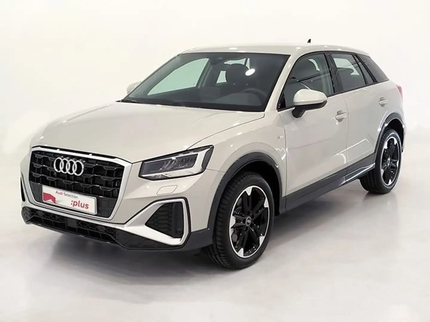 Audi Q2 35 TDI Adrenalin S tronic 110kW Plateado - 1