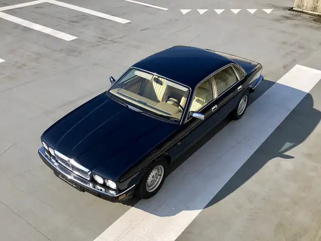 Jaguar XJ40 23.932km ! 100% original - first paint