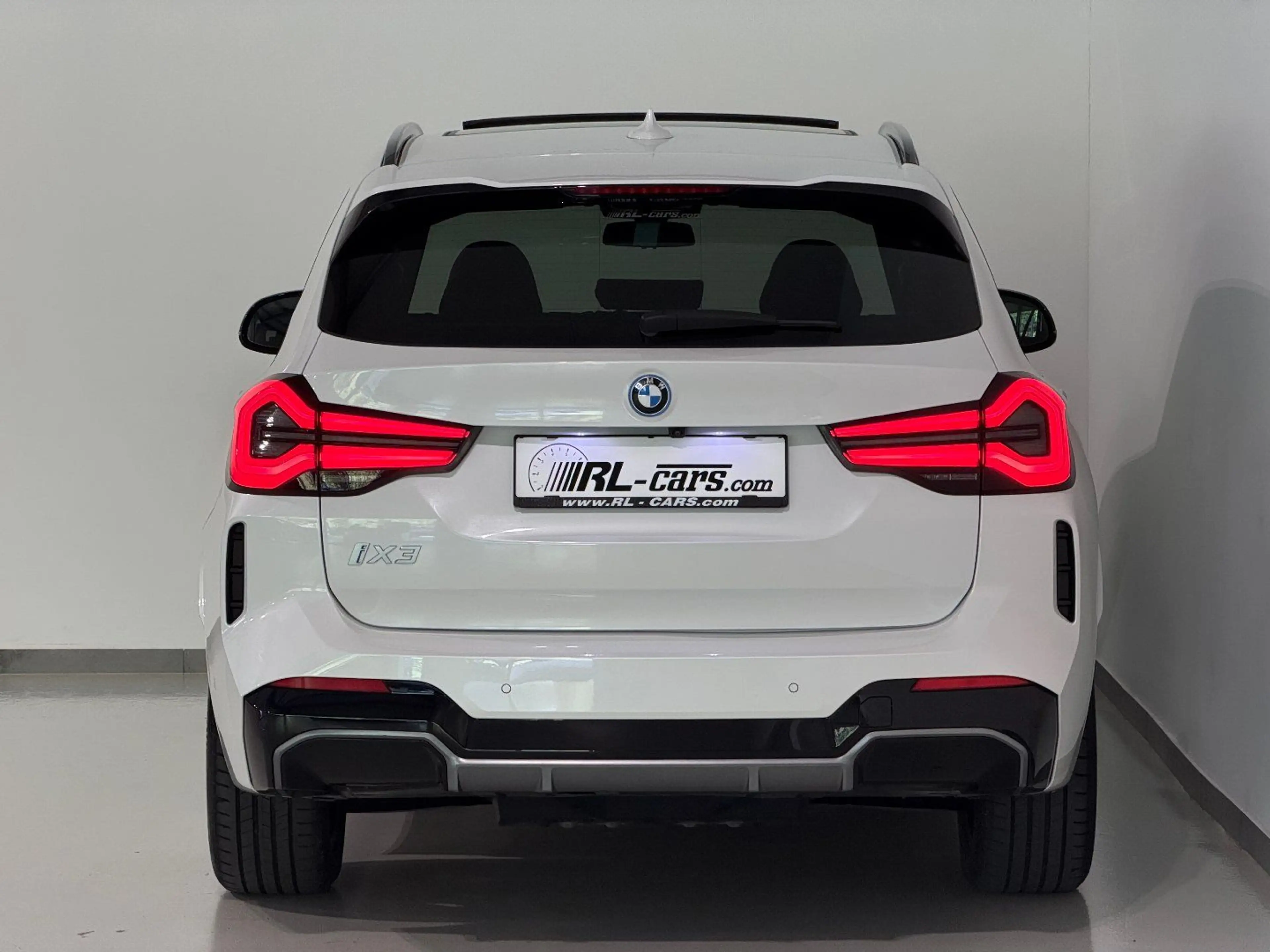 BMW iX3 LCI Inspiring/M-Sport/Panorama/ACC/Memory/Kamera — photo 4