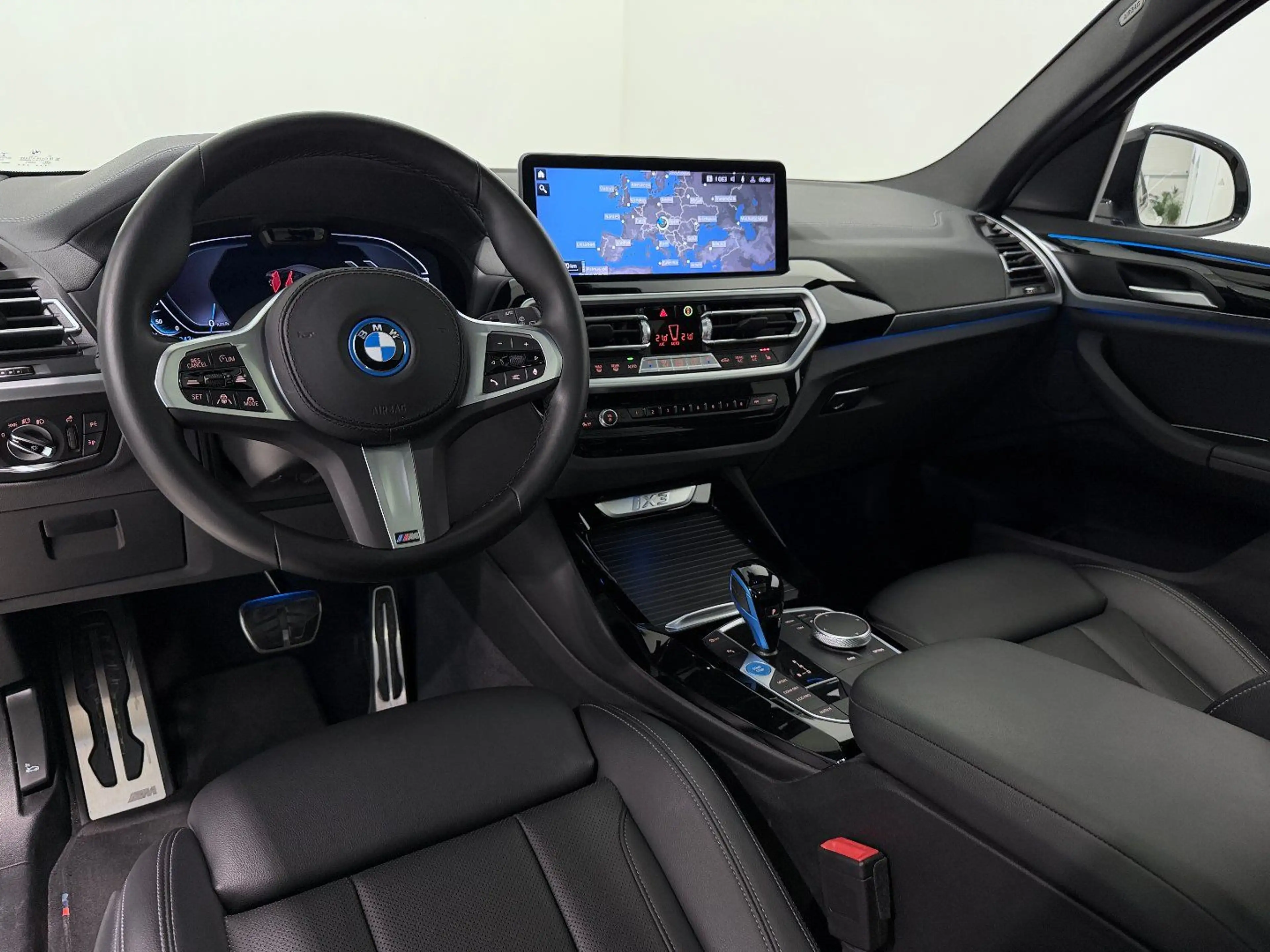 BMW iX3 LCI Inspiring/M-Sport/Panorama/ACC/Memory/Kamera — photo 7