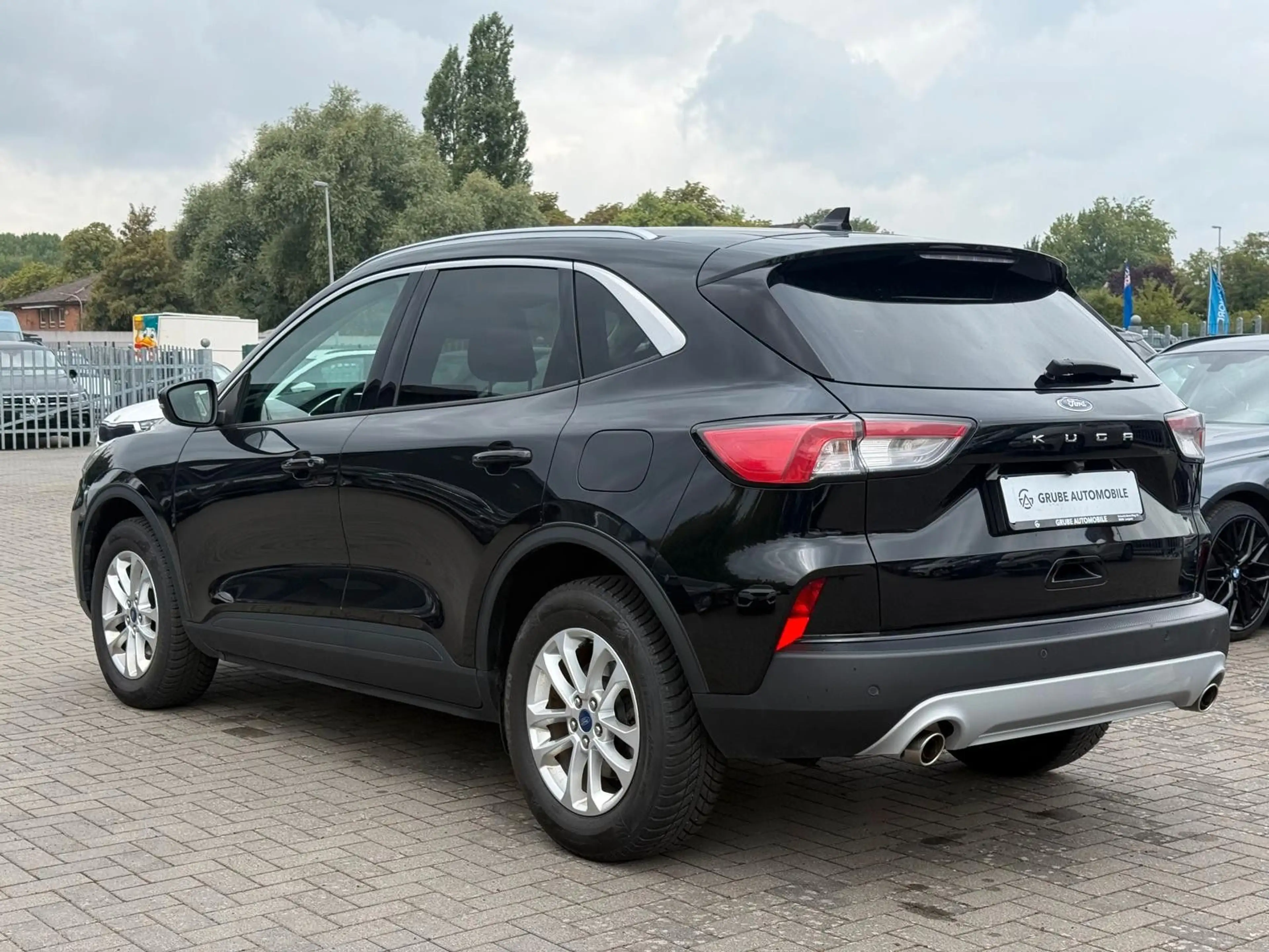 Ford Kuga DIGITAL*LED*NAV*SHZ*ACC*CAM* — photo 12