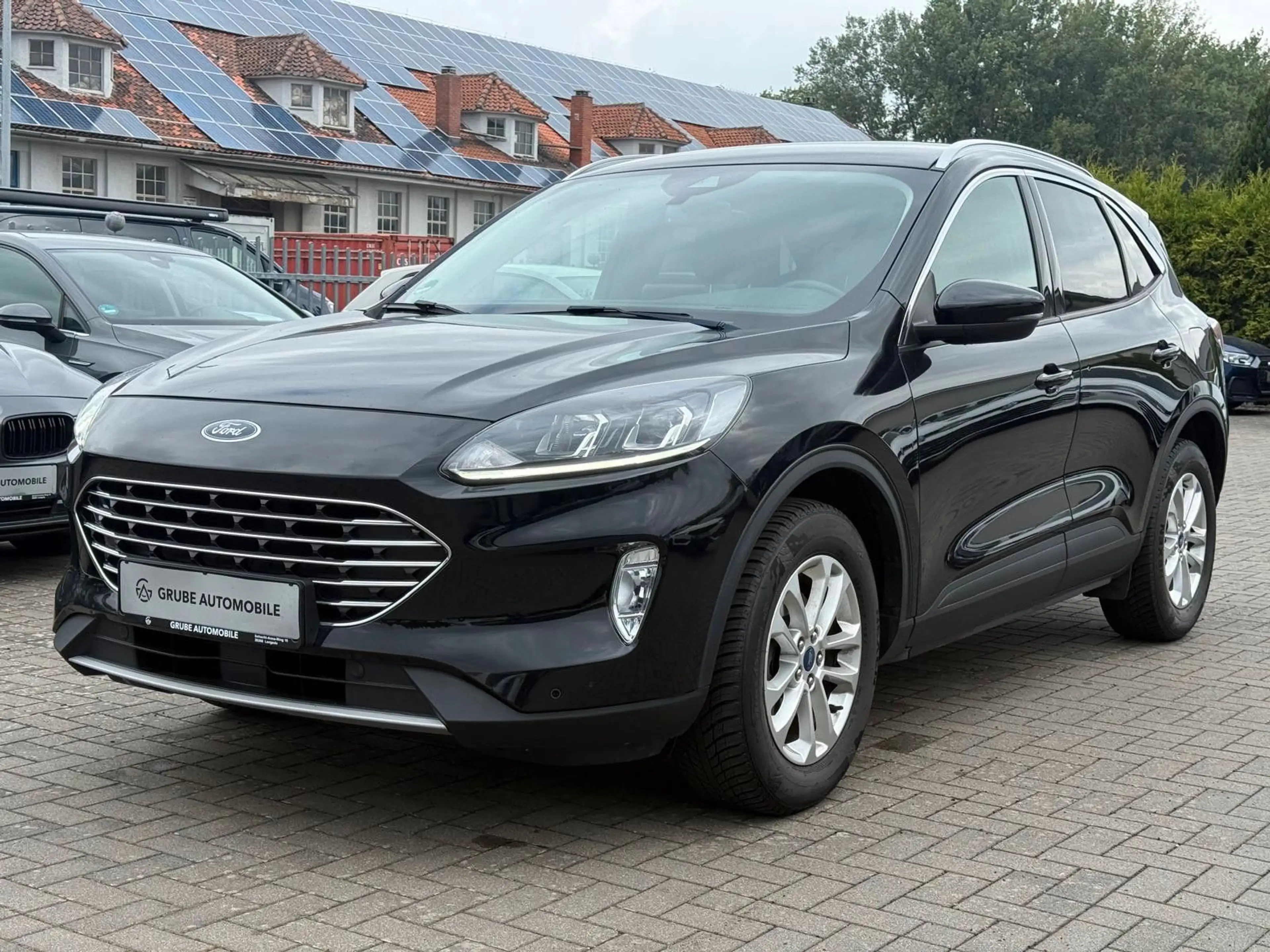 Ford Kuga DIGITAL*LED*NAV*SHZ*ACC*CAM* — photo 4