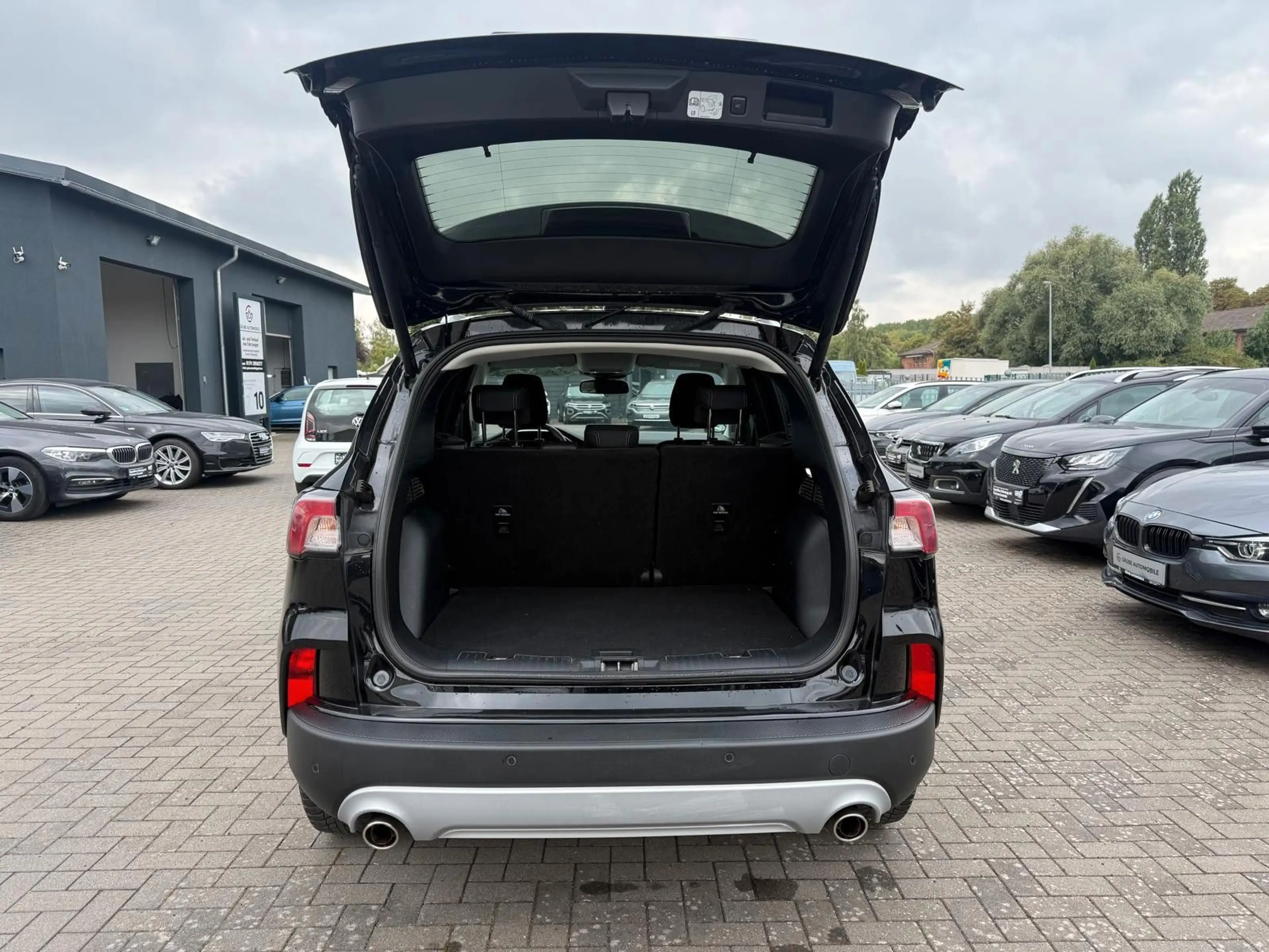 Ford Kuga DIGITAL*LED*NAV*SHZ*ACC*CAM* — photo 13