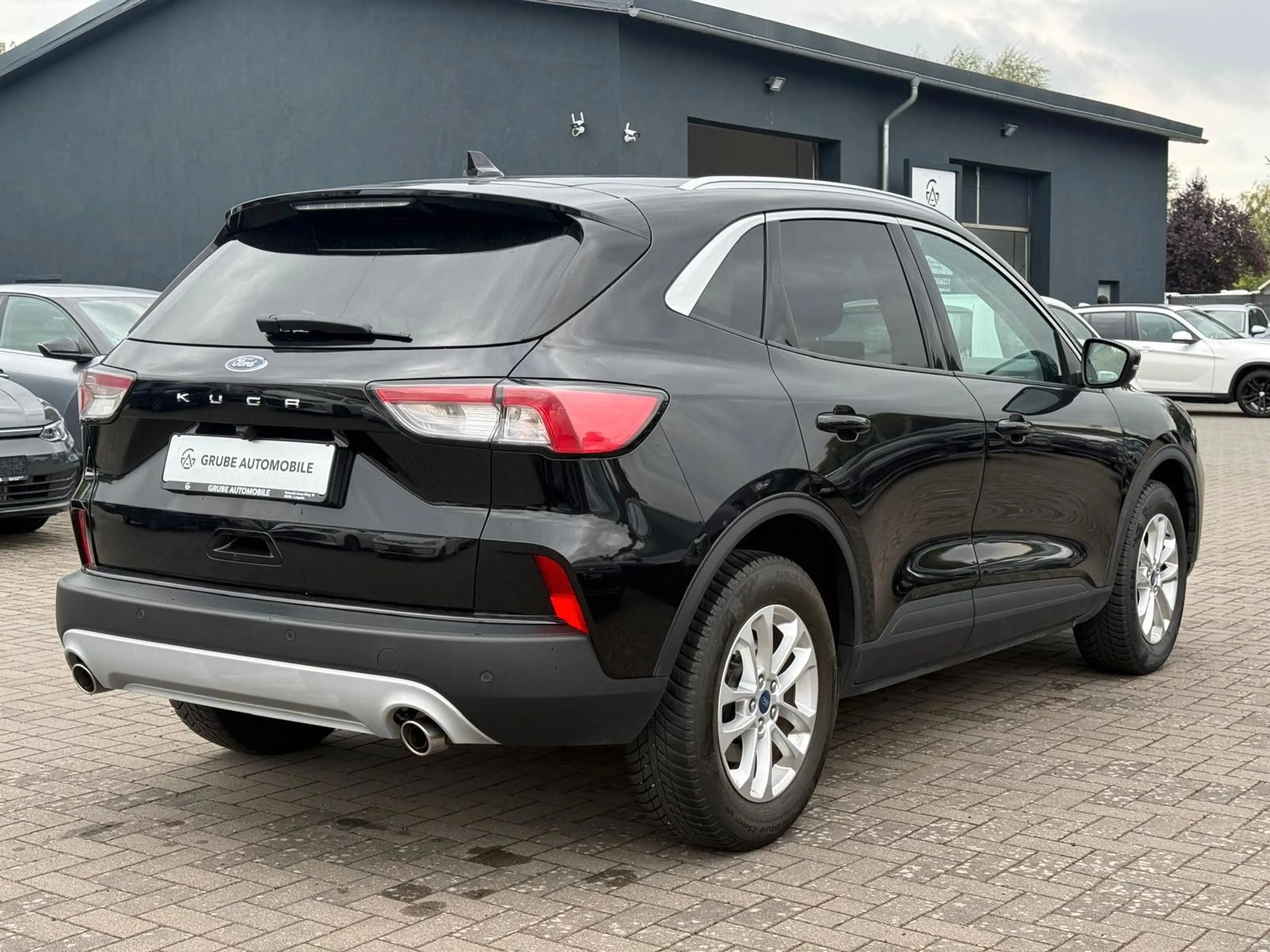 Ford Kuga DIGITAL*LED*NAV*SHZ*ACC*CAM* — photo 11