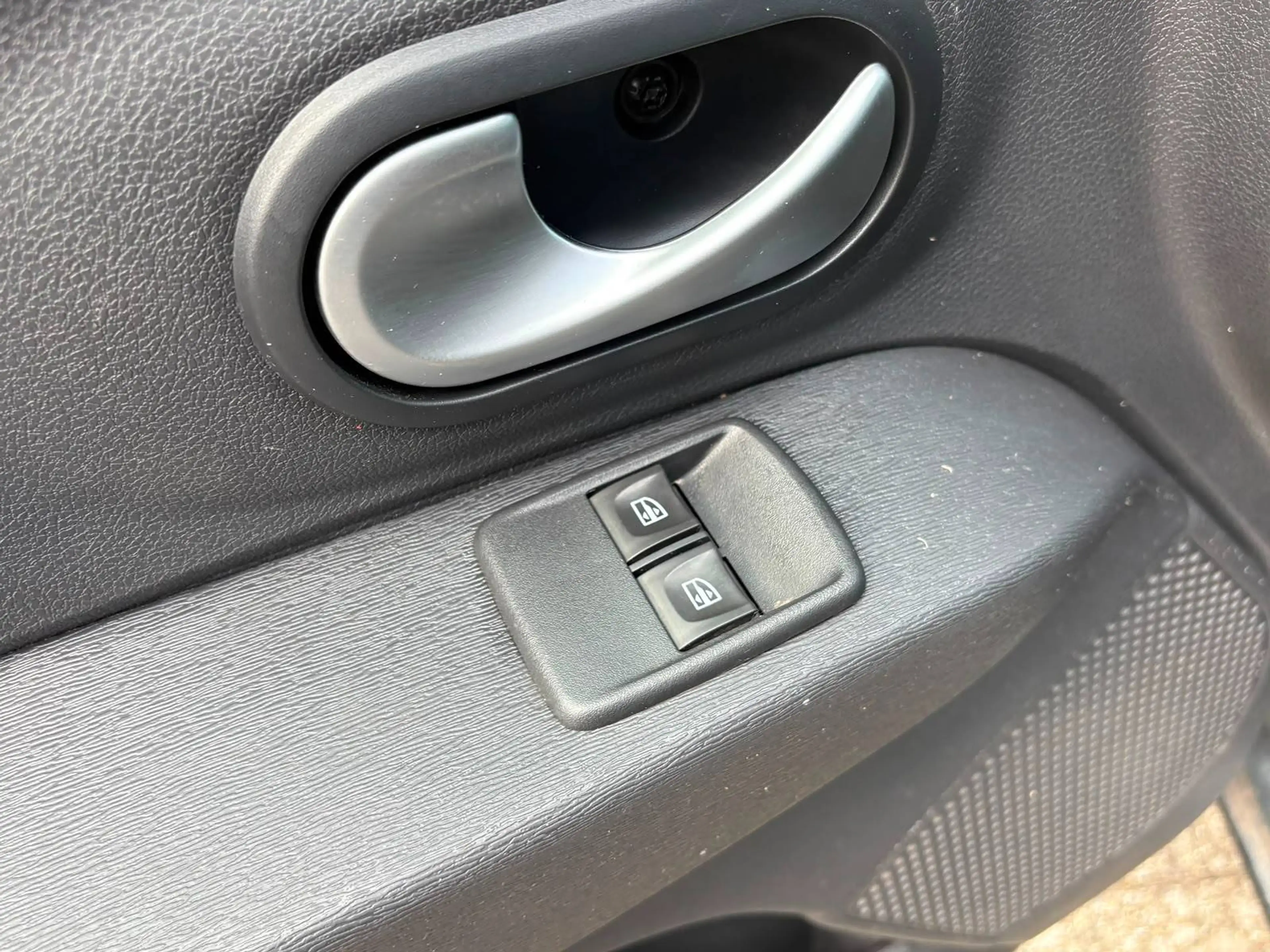 Dacia Lodgy 1.5 dCi Clim GPS Camera Nouvelle courroie Euro 6d — photo 13
