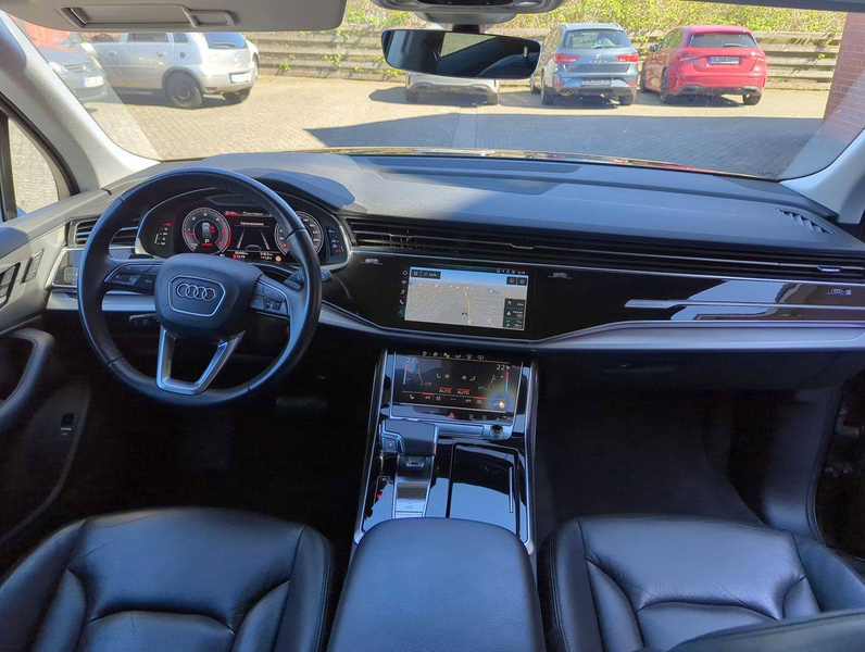 Audi Q7 50 TDI quattro basis — photo 8