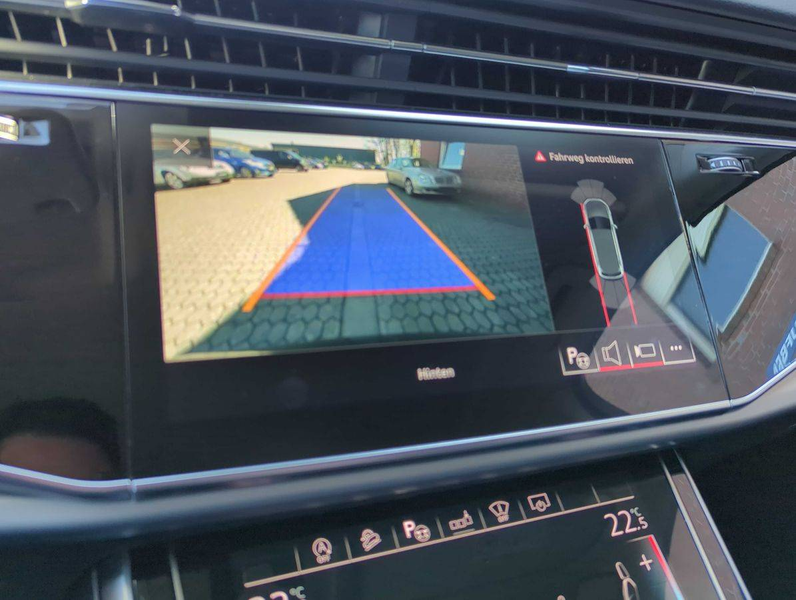 Audi Q7 50 TDI quattro basis — photo 15
