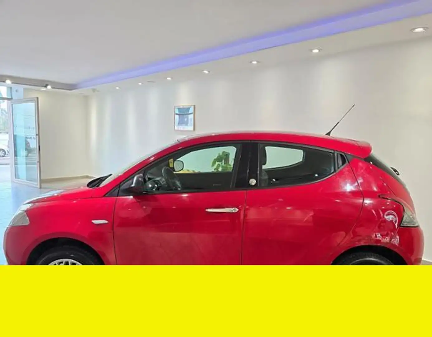 Lancia Ypsilon 0.9 BENZINA /METANO Rosso - 2