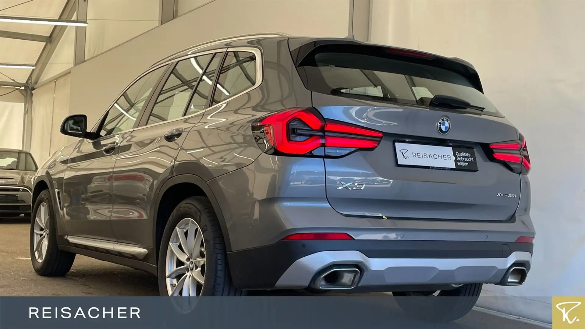 BMW X3 xDrive 30i A AHK LCPro HUD ACC RFK PDC 18" LM Grau - 2