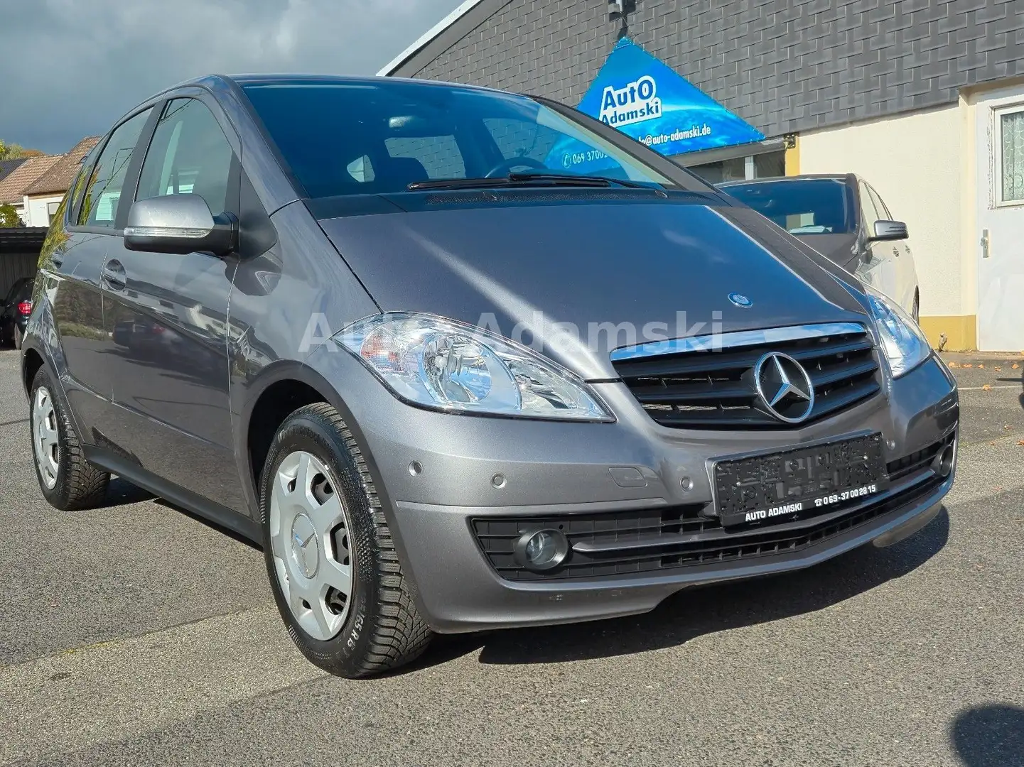 Mercedes-Benz A 160 Autotronic 2.Hand Parkassistent 59tkm Grau - 2