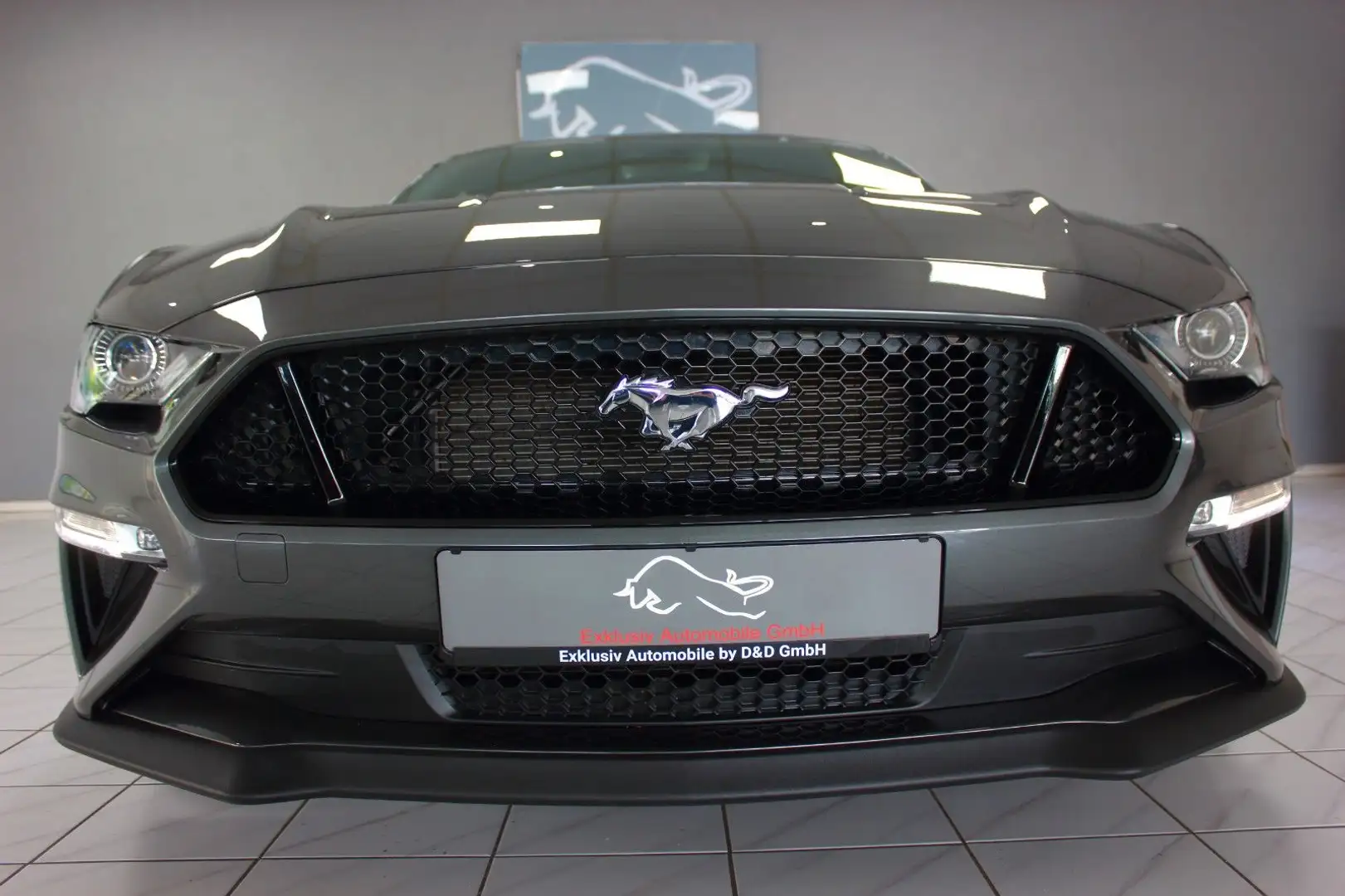 Ford Mustang 5.0 V8 GT SCHALTER~DEUTSCH+UNFALLFREI+FS Grau - 2