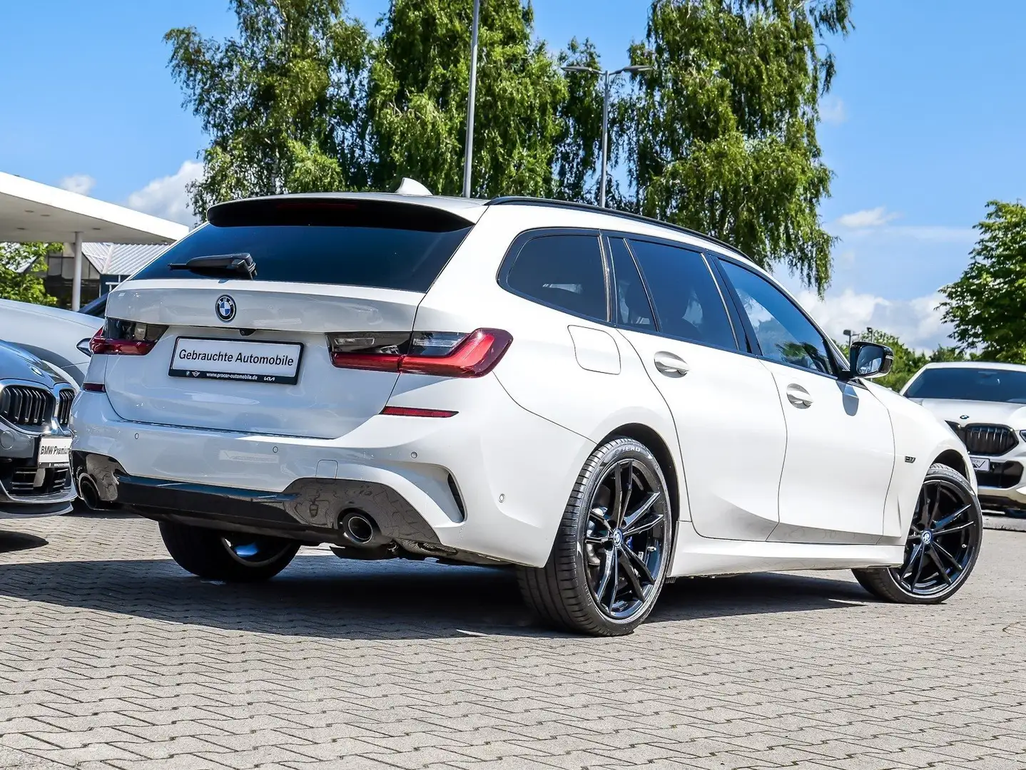 BMW 330 e xDrive A M Sport HUD ACC RFK NAVI Standh. Weiß - 2