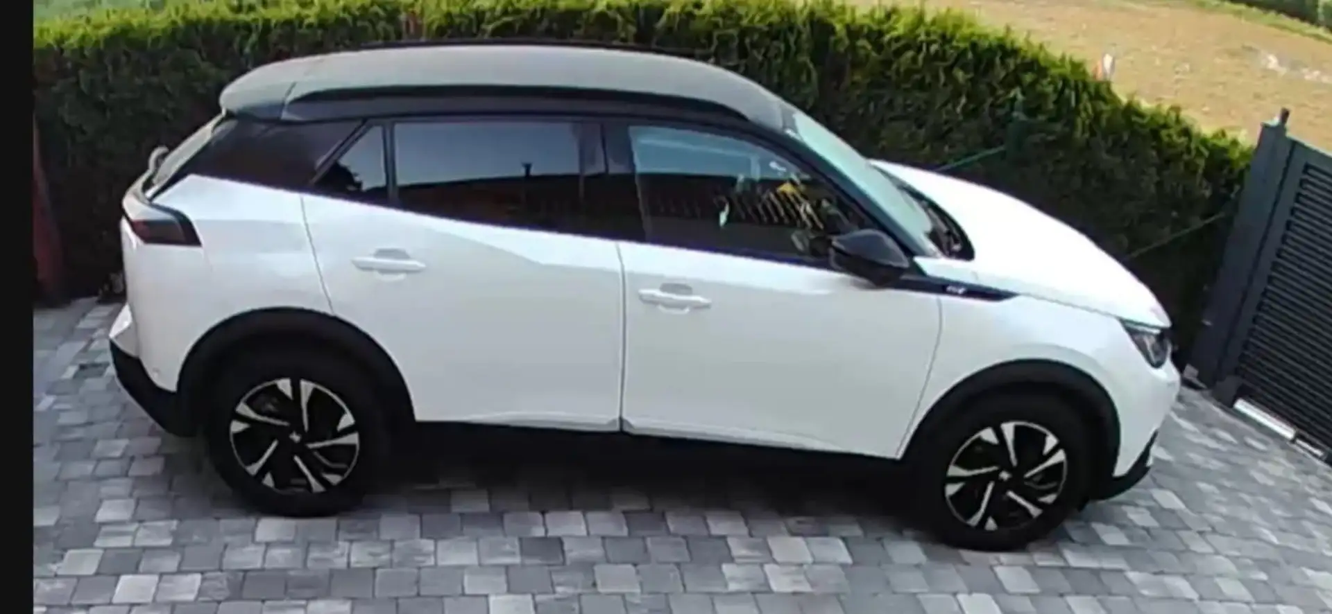 Peugeot 2008 2008 BlueHDi 130 S Weiß - 2