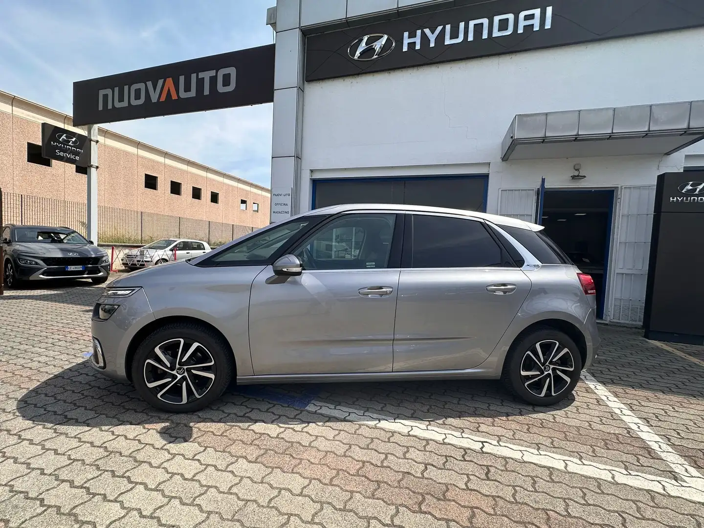 Citroen C4 SpaceTourer 1.5 bluehdi Feel Unico Proprietario Gris - 2