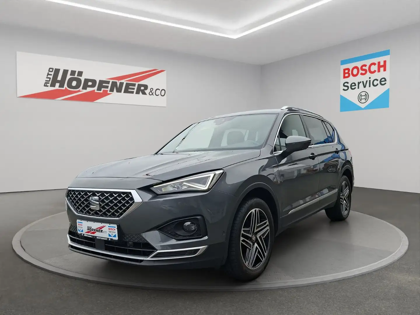 SEAT Tarraco Xcellence 4Drive 2.0 TSI DSG / AHK / 7-S Grau - 1