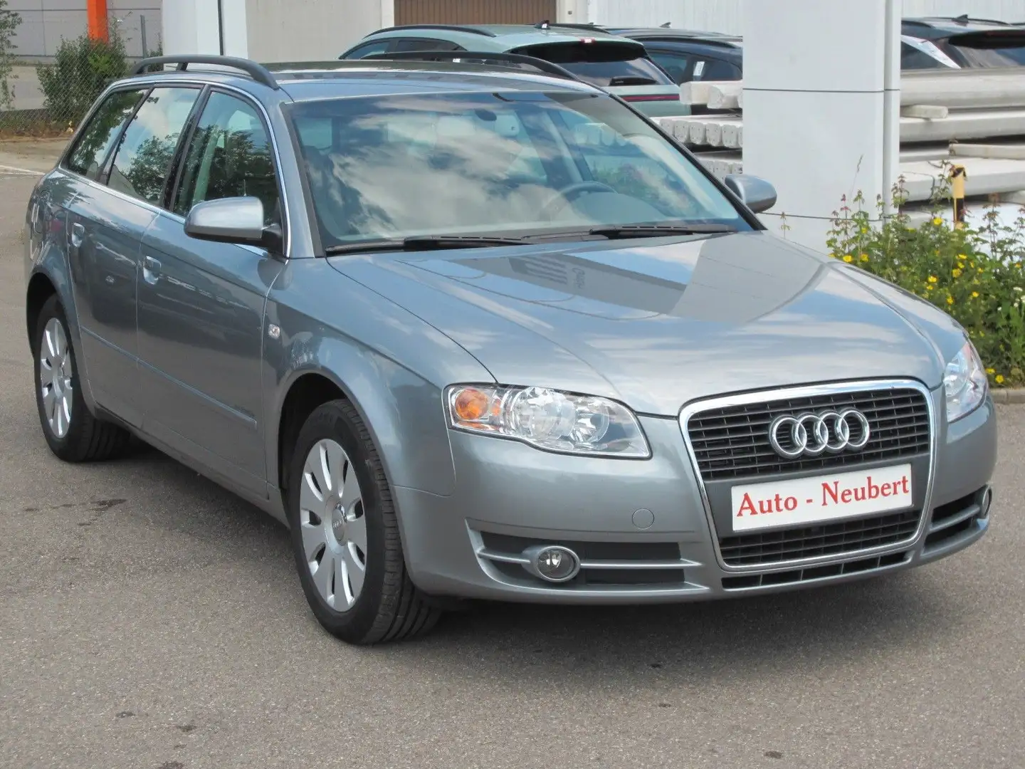 Audi A4 Avant 2.0 TDI Сірий - 1
