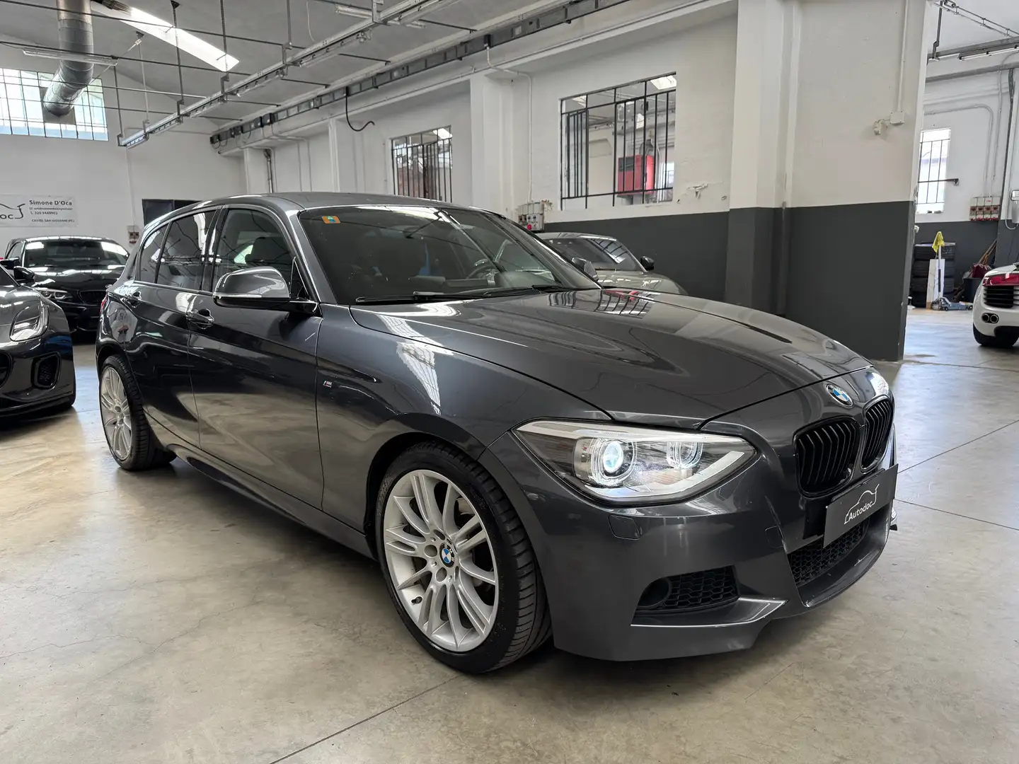 BMW 118 d 5p Msport auto Gris - 2