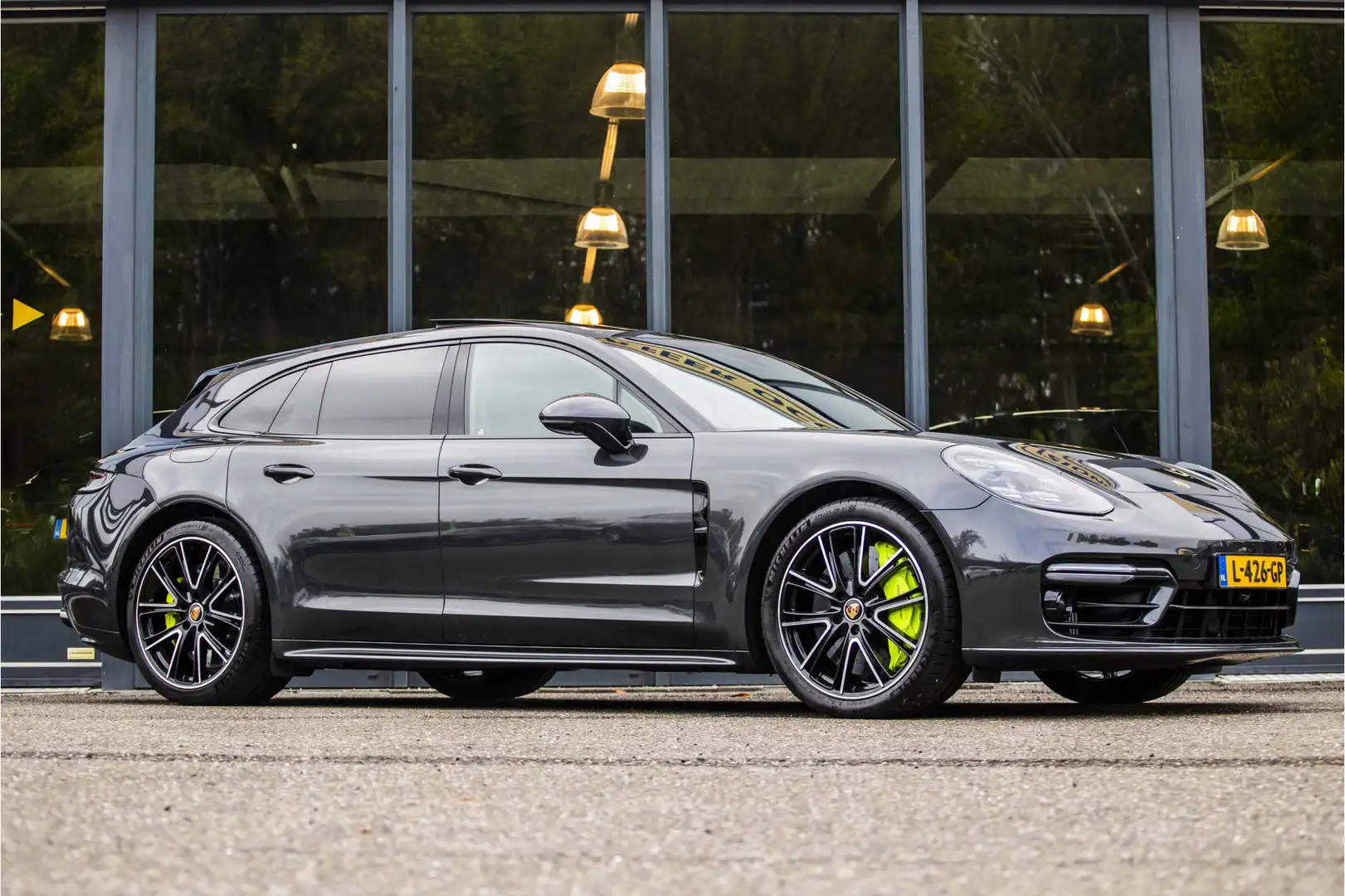 Porsche Panamera Sport Turismo 4.0 Turbo S E-Hybrid sport chrono / Grijs - 1