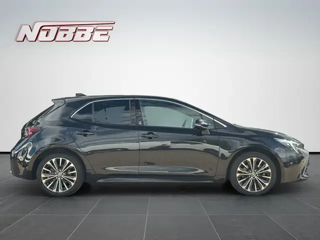 Toyota Corolla view 6