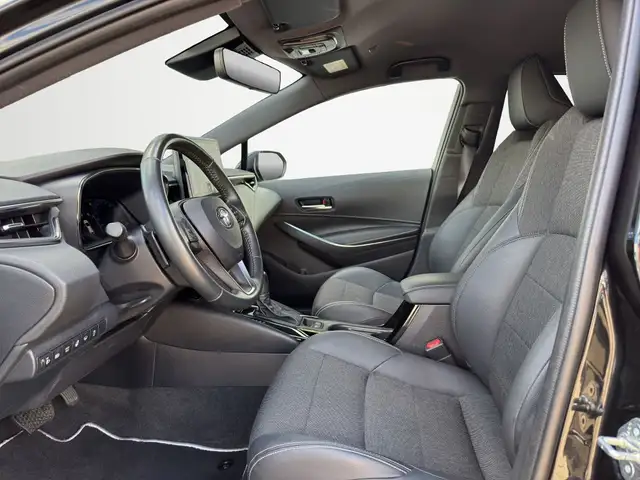 Toyota Corolla view 9