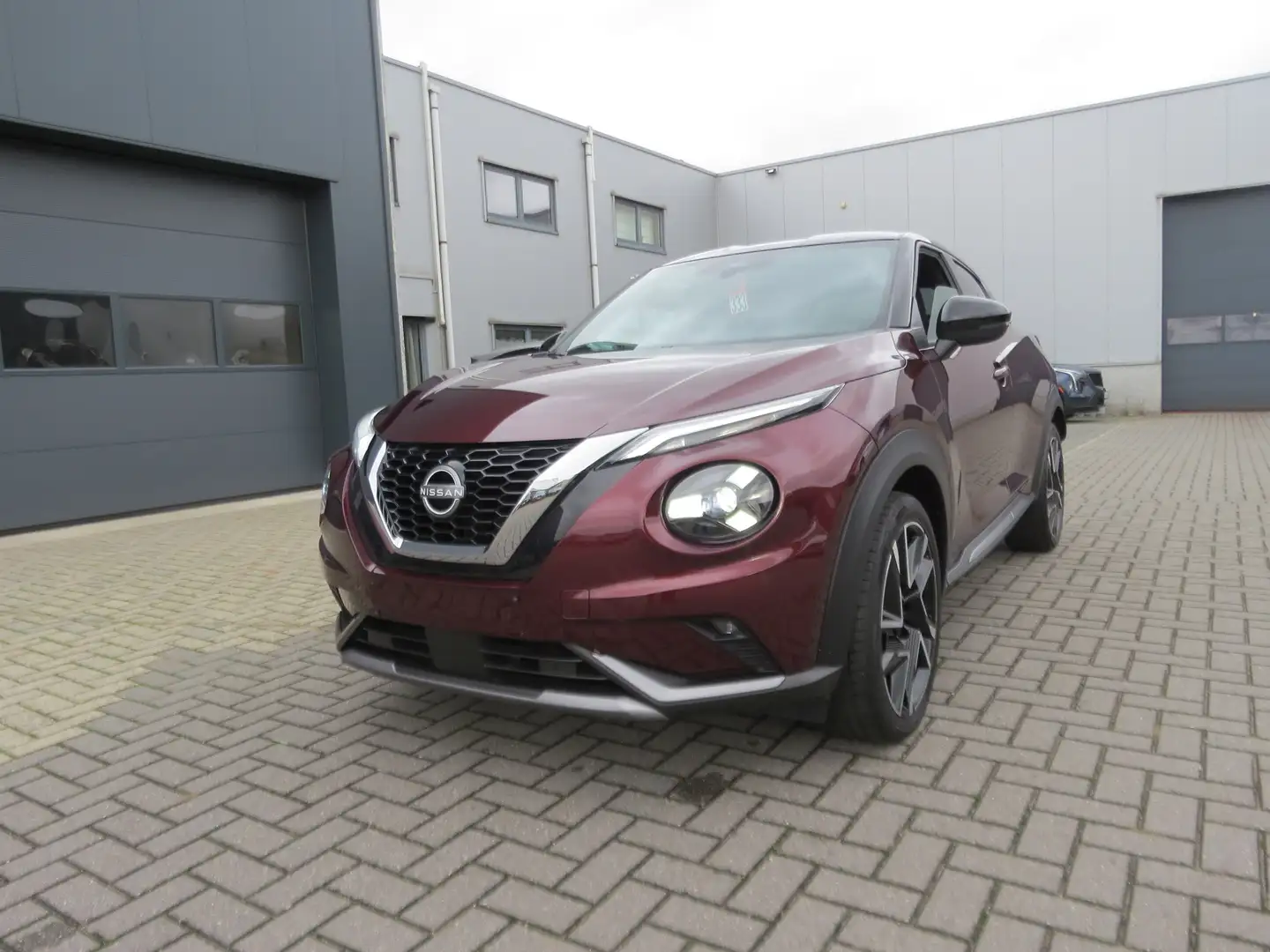 Nissan Juke Juke 1.0 DIG-T DCT N-Design Violett - 1