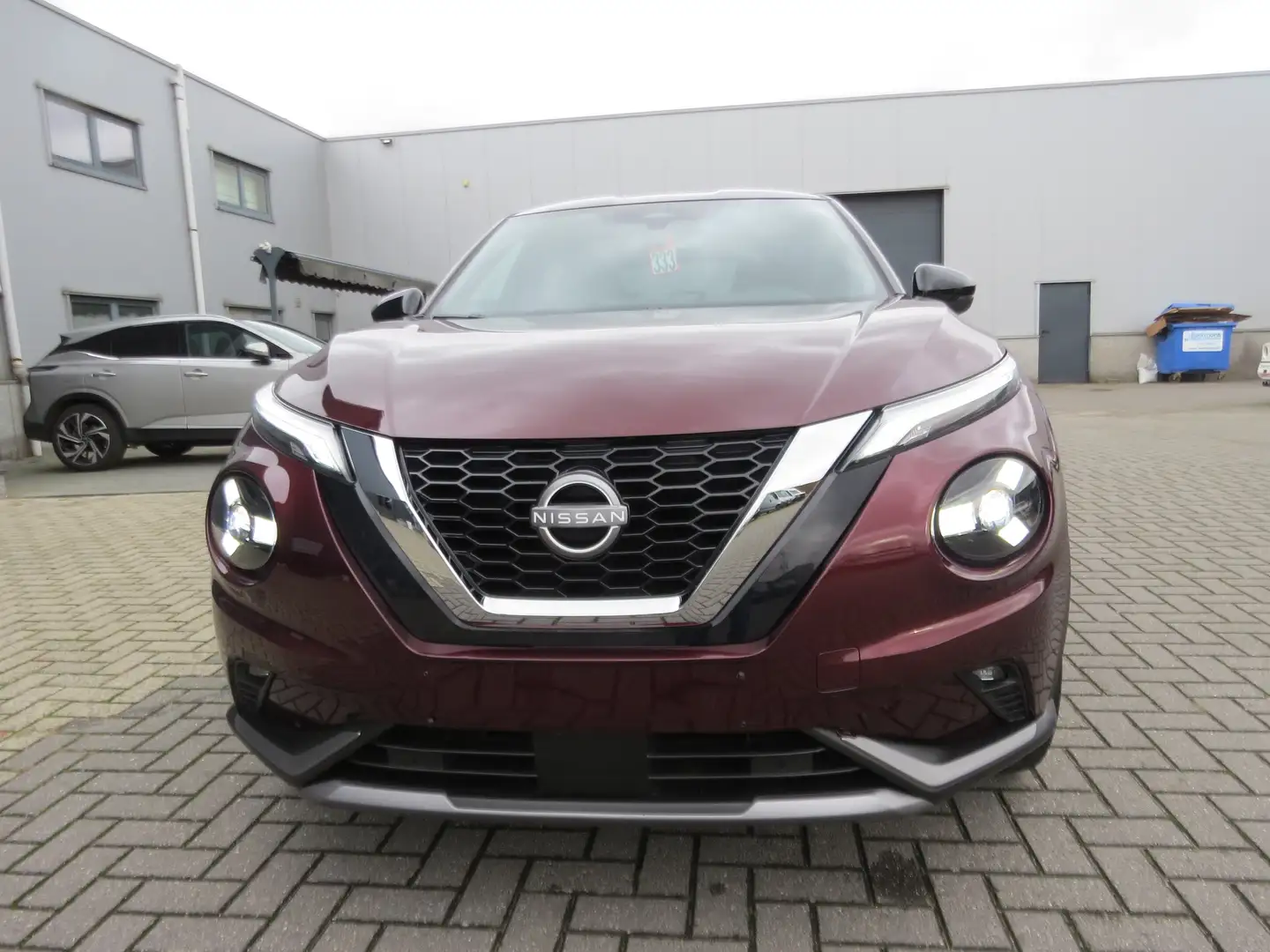 Nissan Juke Juke 1.0 DIG-T DCT N-Design Violett - 2