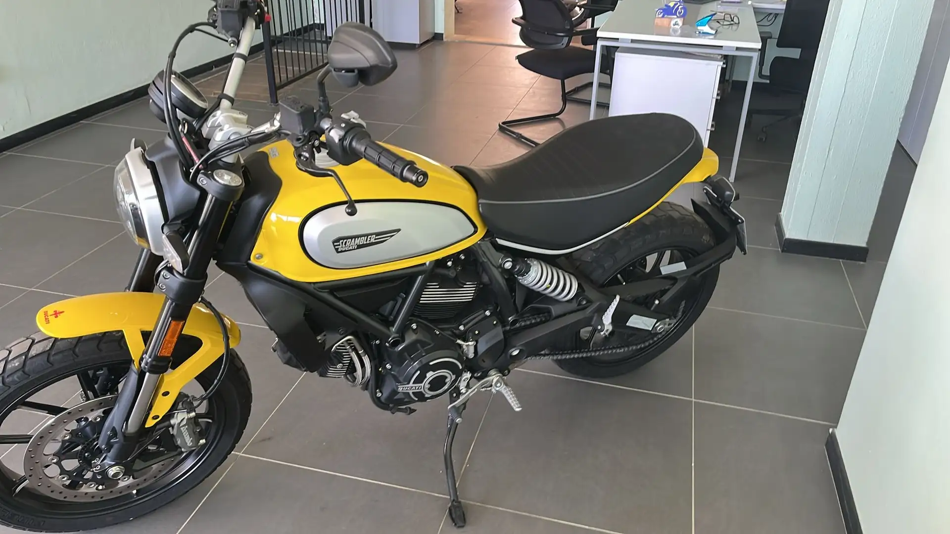 Ducati Scrambler Icon - 1
