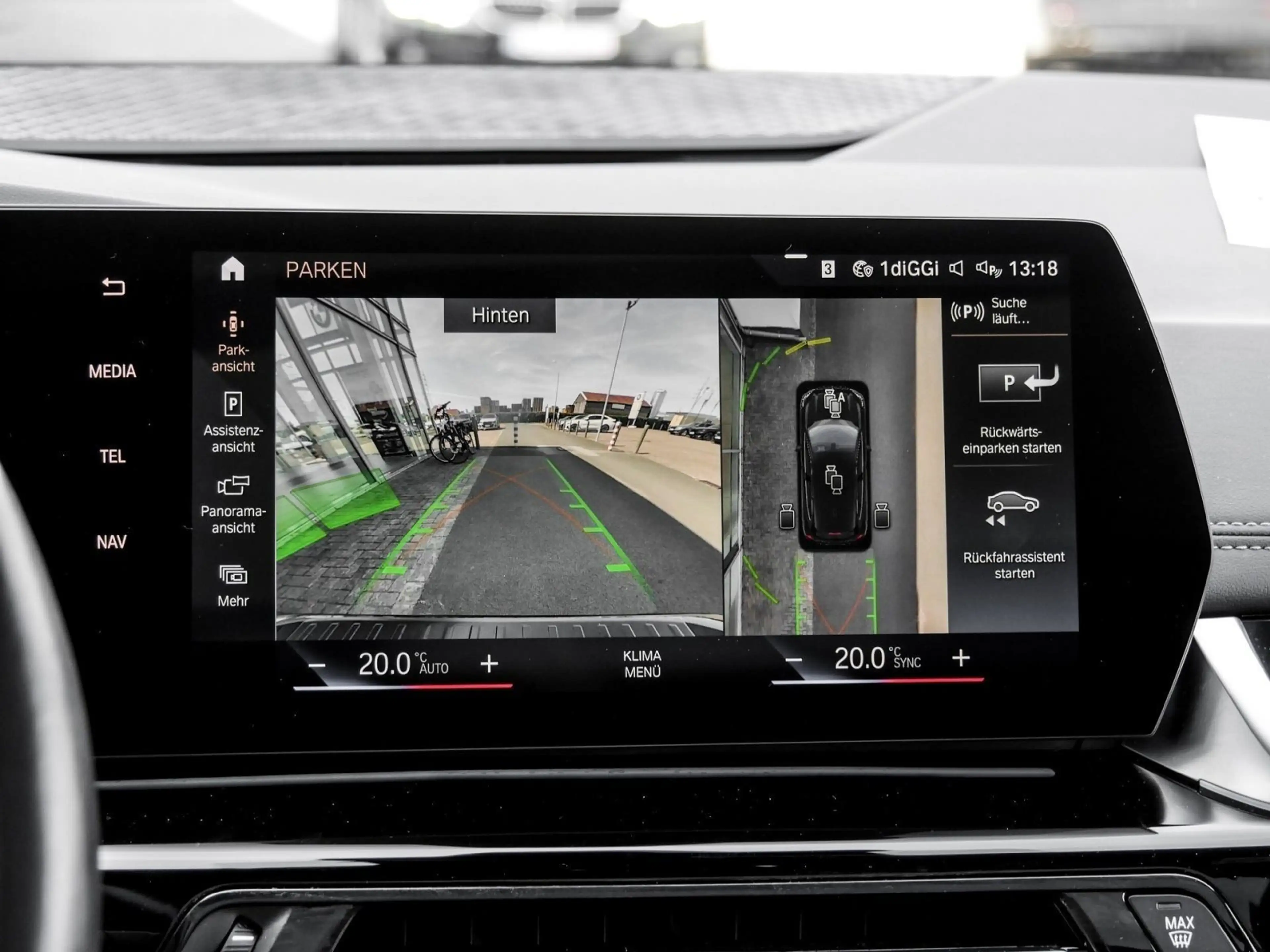 BMW 223 i M Sport HUD PANO ACC RFK LED — photo 13