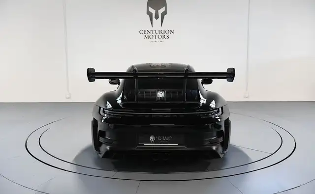 Porsche 911 view 5
