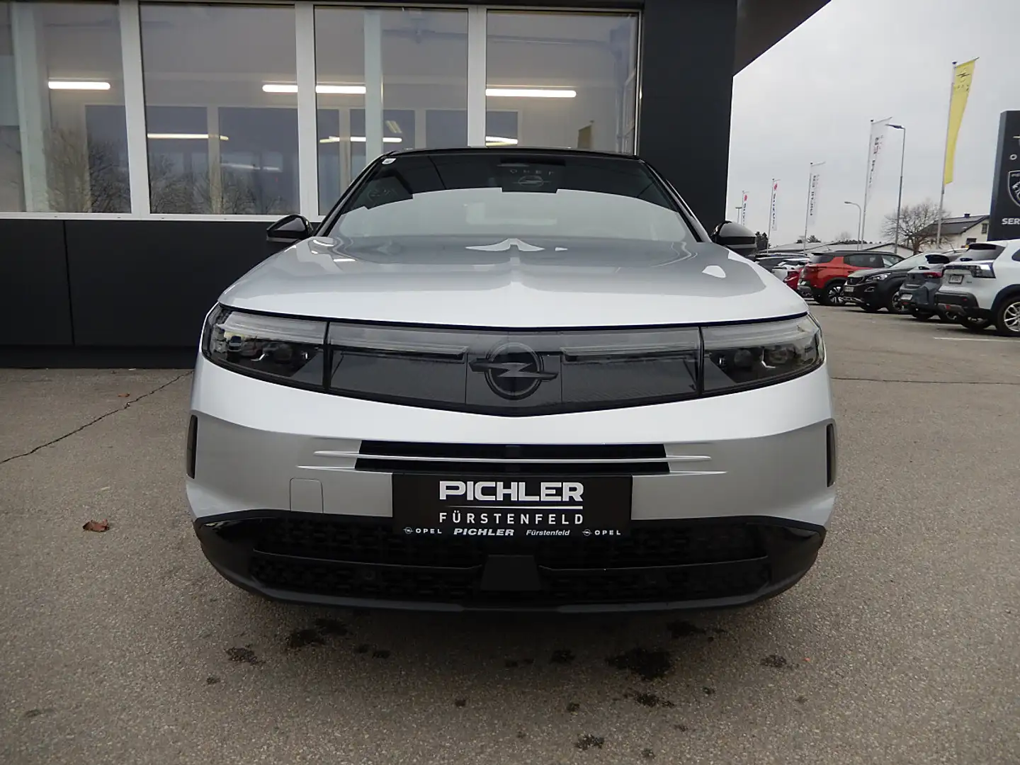 Opel Grandland 1.2 MHEV GS Aut. Silber - 2