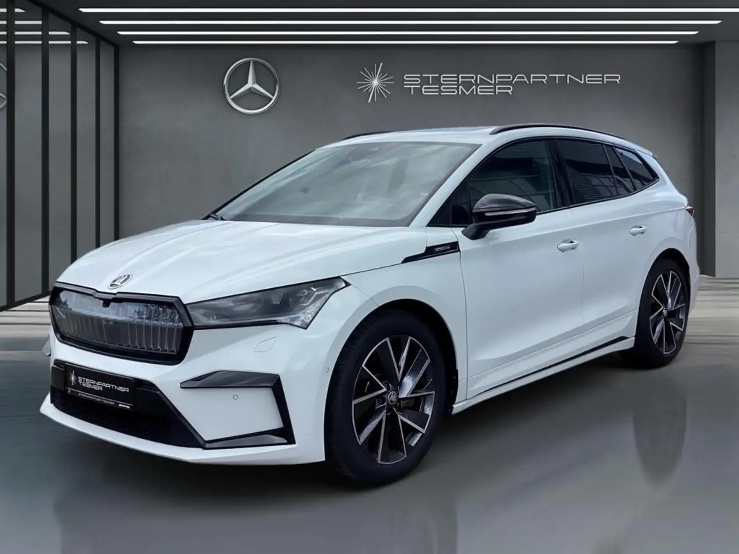 Skoda Enyaq 80 x Sportline +Memory+AHK+Pano+Kamera+ACC Weiß - 2