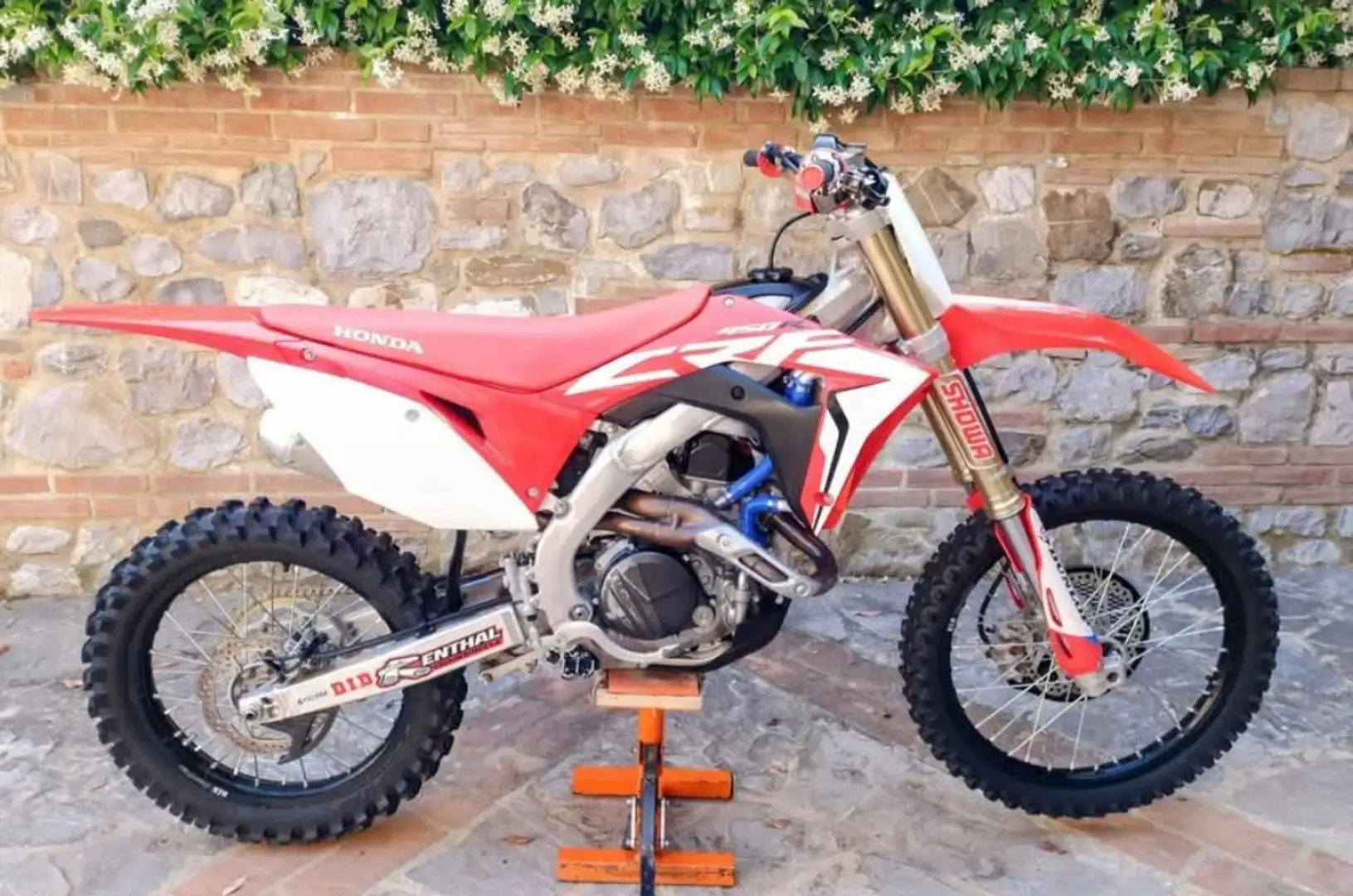 Honda CRF 450 Červená - 1